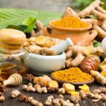 Get rid off your zits and scars with these DIY domestic treatments 2