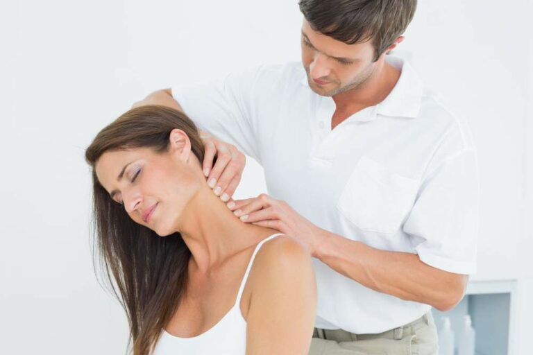 Best Neck Doctor – Seamless Referrals 4